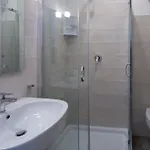 Hotel Cathrine 2*