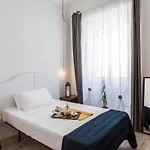 Cathrine Hotel 2*